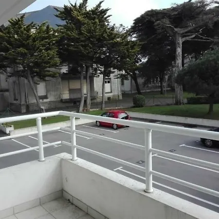 Beau Type 2 Avec Parking Dans De Standing *